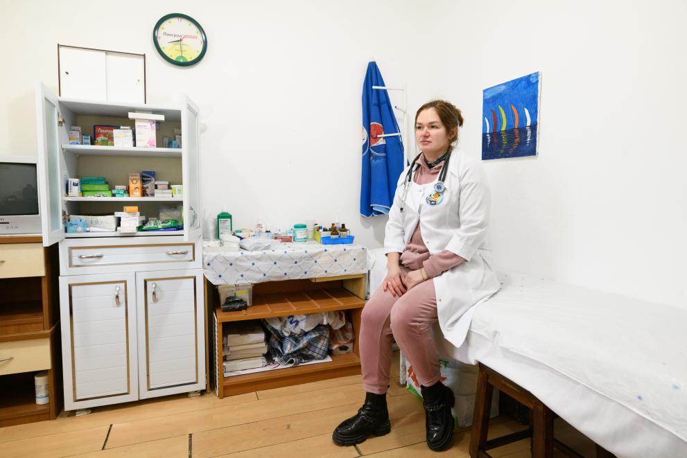 Ukrainian doctor working in the refugee camp of Burgas, Bulgaria